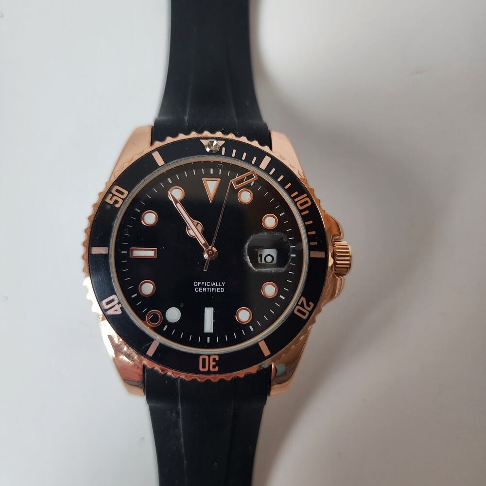 Ice Star Mens Watch Black Gold Toned Round Quartz 9903 Silicone Band